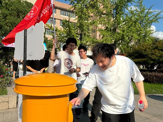 7e836454d90d00ad727429a44716081.jpg 7e836454d90d00ad727429a44716081.jpg