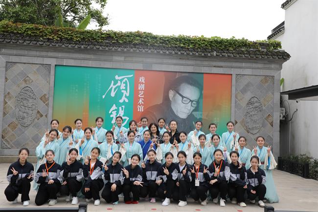 19小百花班.jpg 19小百花班.jpg