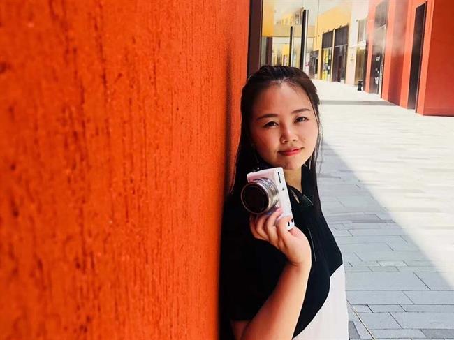 胡芊生活照.jpg 胡芊生活照.jpg