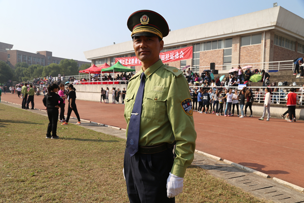 黄通冠 图五.jpg