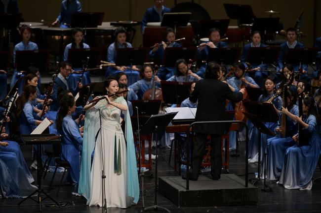 音乐会1.jpg 音乐会1.jpg