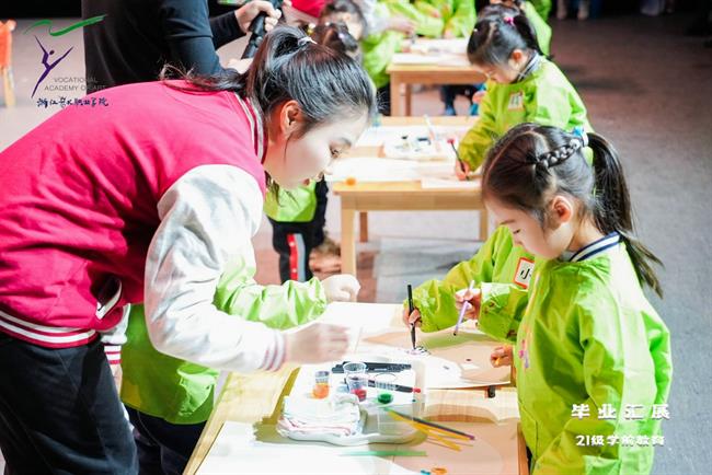 A7406614-opq699661386.jpg A7406614-opq699661386.jpg