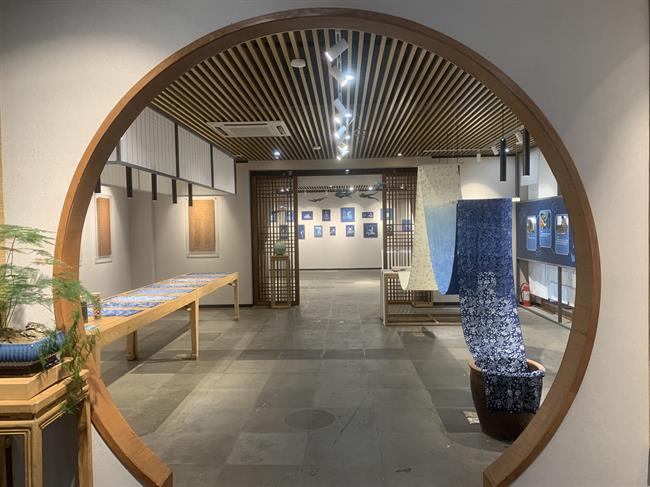 02-15 黄龙洞传统手工艺教学实训室.jpg 02-15 黄龙洞传统手工艺教学实训室.jpg