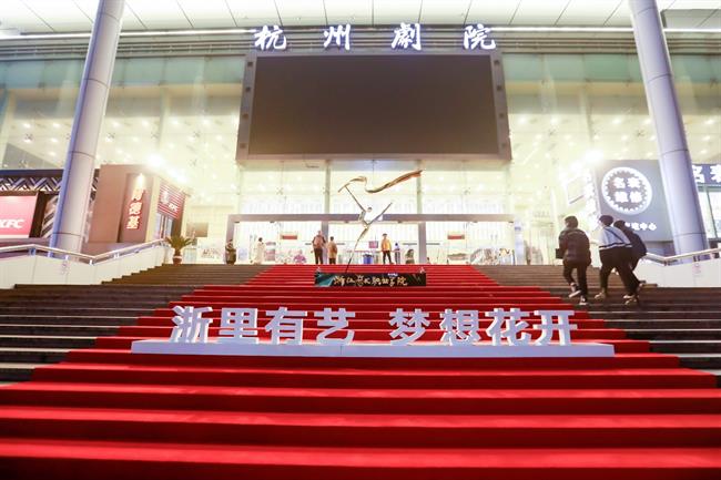 户外logo.jpg 户外logo.jpg