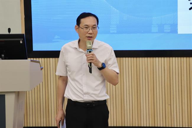 施俊天校长.jpg 施俊天校长.jpg